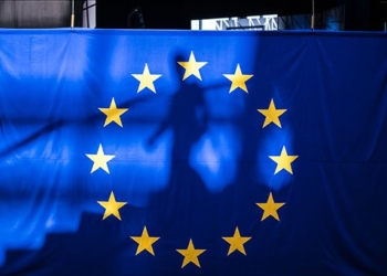 Европейцы на следующей неделе примут план борьбы с российской дезинформацией перед выборами