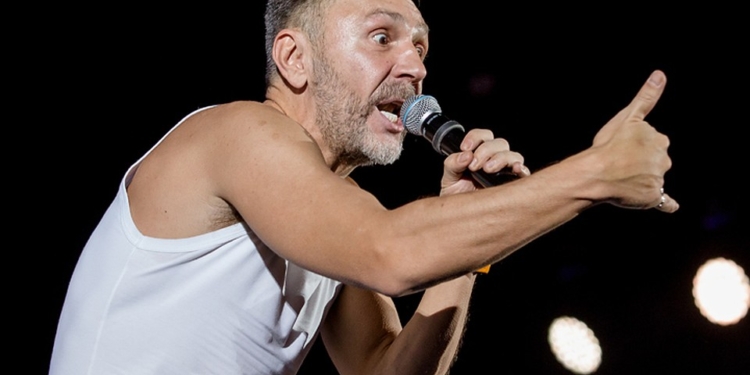 «Вы научили укропов стрелять»: украинский журналист ответил на стих Шнурова