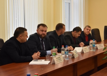 Нові “швидкі”, житло учасникам АТО, компенсація по “теплому кредиту” – бюджетна комісія погодила пропозиції ОДА