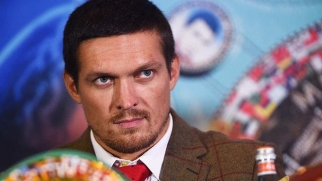 Украинский боксер Усик: «Если пойдут захватывать Лавру – встану на сторону монахов»