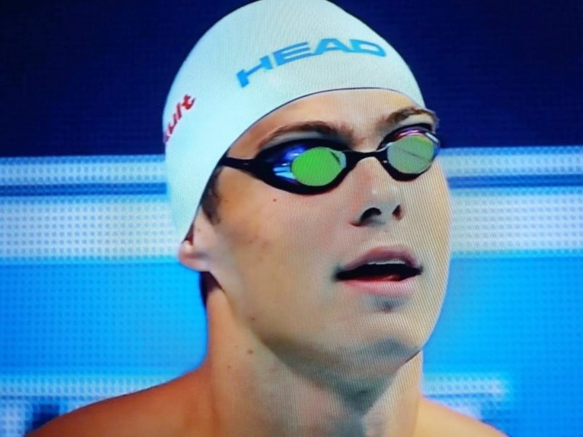 Украинец завоевал “золото” и установил рекорд на Чемпионате мира по плаванию