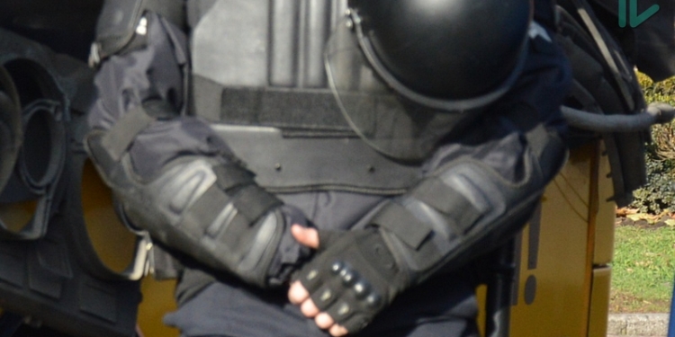 По нужде. В Николаеве полицейские жестоко избили молодых людей за административное правонарушение