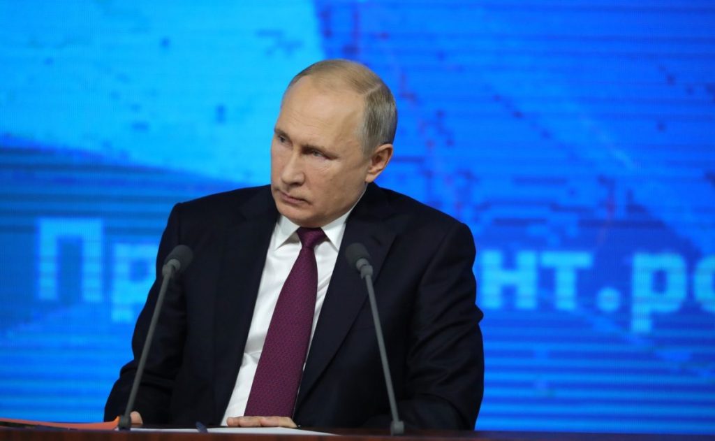 Путин заявил, что Порошенко рассчитывал на гибель украинских моряков, чтобы повысить свой рейтинг 1