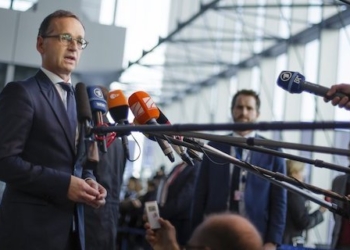 Германия удивилась решению Трампа вывести войска из Сирии