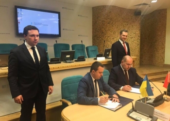Николаевская судоходная компания начнет перевозить грузы из Беларуси по Днепру