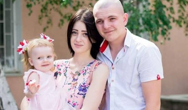 Николаевскому десантнику нужна помощь – спасти от рака его 21-летнюю жену