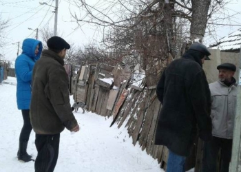 Чиновники проверили, как жители мкр. Ялты соблюдают правила благоустройства. Девять человек – точно не очень. Еще 12 просто предупредили