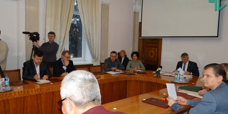 Новых 4 бордов на Херсонском шоссе в Николаеве пока не будет. А Схему размещения рекламных конструкций на пр.Мира в Николаеве обещают показать в феврале