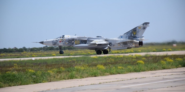 Николаевский авиаремонтный завод совместно с Одесским авиазаводом начали глубокую модернизацию Су-24