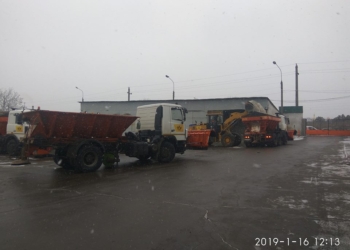 Техника «ЭЛУ автодорог» вышла на обработку улиц Николаева