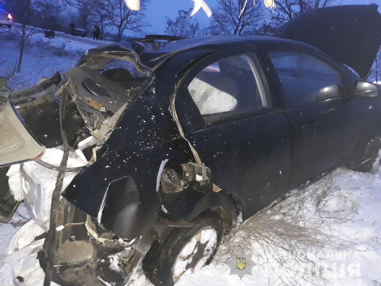 На трассе «Николаев-Одесса» в ДТП пострадали 4 человека, в том числе 11-летний ребенок