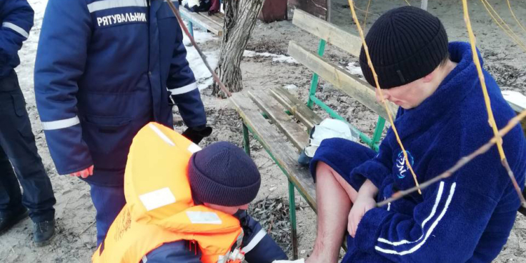 В Николаеве во время Крещенских купаний травмировались двое граждан