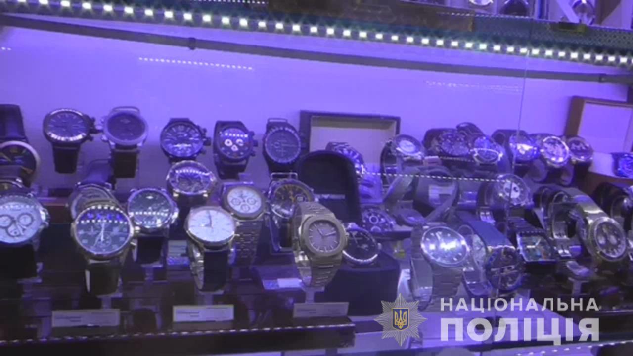 Николаевская мошенница нанесла известным брендам часов ущерб на 30 млн.грн.