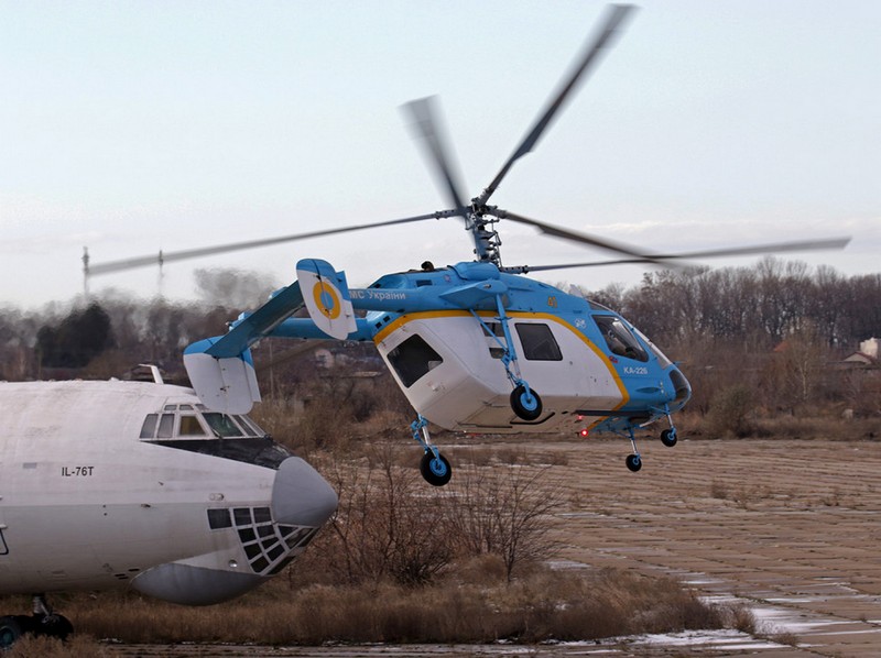 Морские летчики из Николаева испытали вертолет Ка-226: его планируют использовать для санитарных перевозок 1