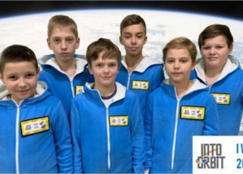 Школьники Николаева одержали победу в региональном фестивале по робототехнике в Черкассах