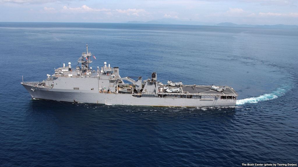 США отправили в Черное море десантный корабль своих Военно-морских сил для поддержания безопасности в регионе 1