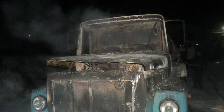 В Снигиревке прямо в гараже сгорел ГАЗ-52