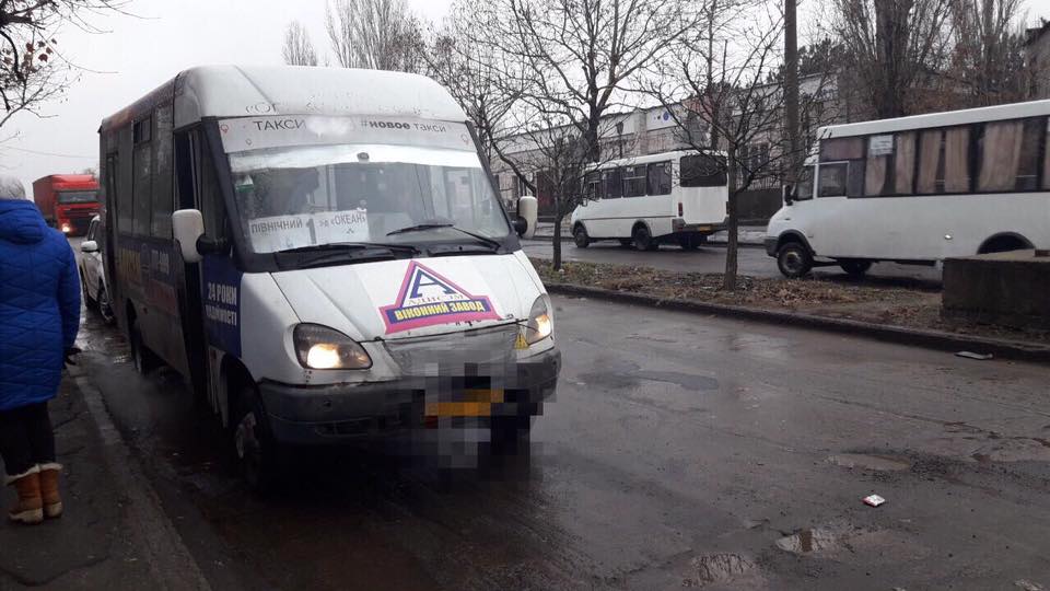 «Лысая резина» и жуткое состояние транспортных средств: Укртрансбезопасность проверила маршрутки в Николаеве 23