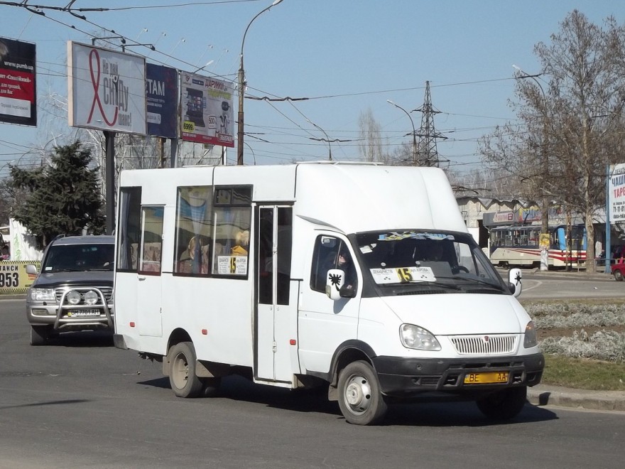 В Николаеве оштрафовали на 17 тысяч маршрутчика, который вез стоящих пассажиров 1