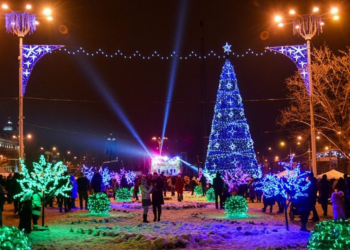 Праздник в оккупации: появились фото и видео новогоднего Донецка