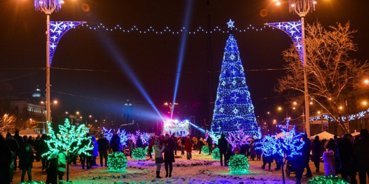 Праздник в оккупации: появились фото и видео новогоднего Донецка