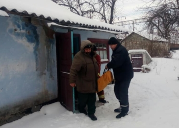 На Николаевщине, чтобы доставить женщину к карете скорой помощи, понадобился автомобиль повышенной проходимости