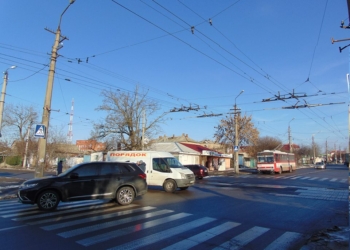 Движение троллейбуса №4 в Николаеве заблокировано из-за ДТП