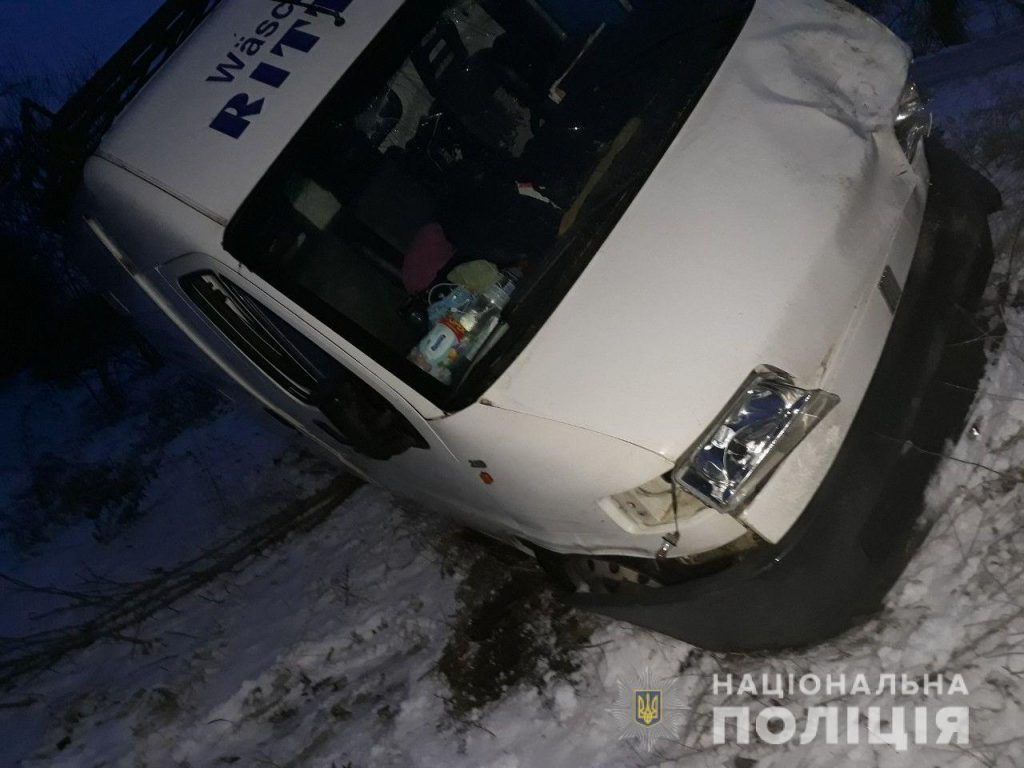 На трассе «Николаев-Одесса» в ДТП пострадали 4 человека, в том числе 11-летний ребенок 3