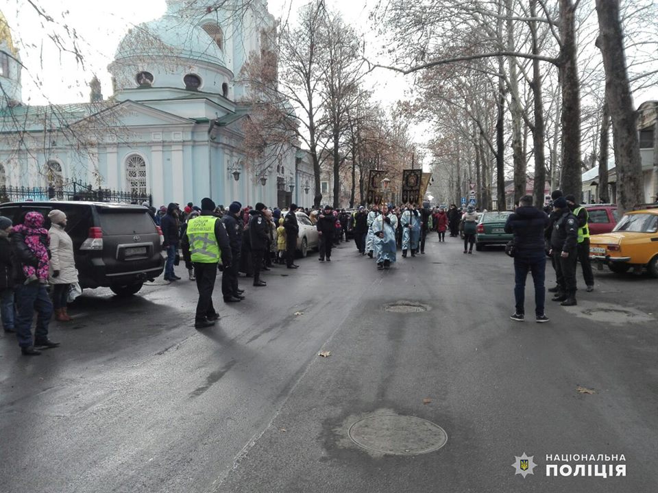 На Николаевщине участие в праздновании Крещения приняли около 25 тысяч граждан - полиция 3
