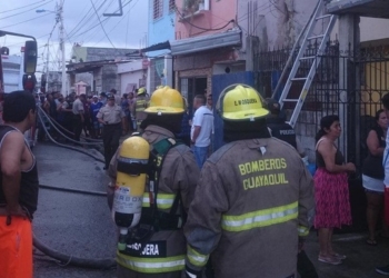 В Эквадоре 18 человек погибли при пожаре в наркоцентре