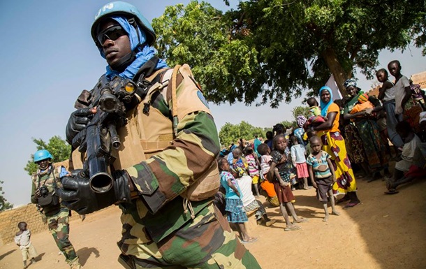 Миротворцы ООН погибли при взрыве в Мали 1