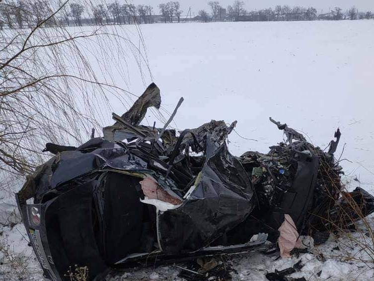 На трассе Н-11 «Николаев-Днепр» в Казанковском районе - жуткая авария: 8 погибших, в том числе 3 детей 8