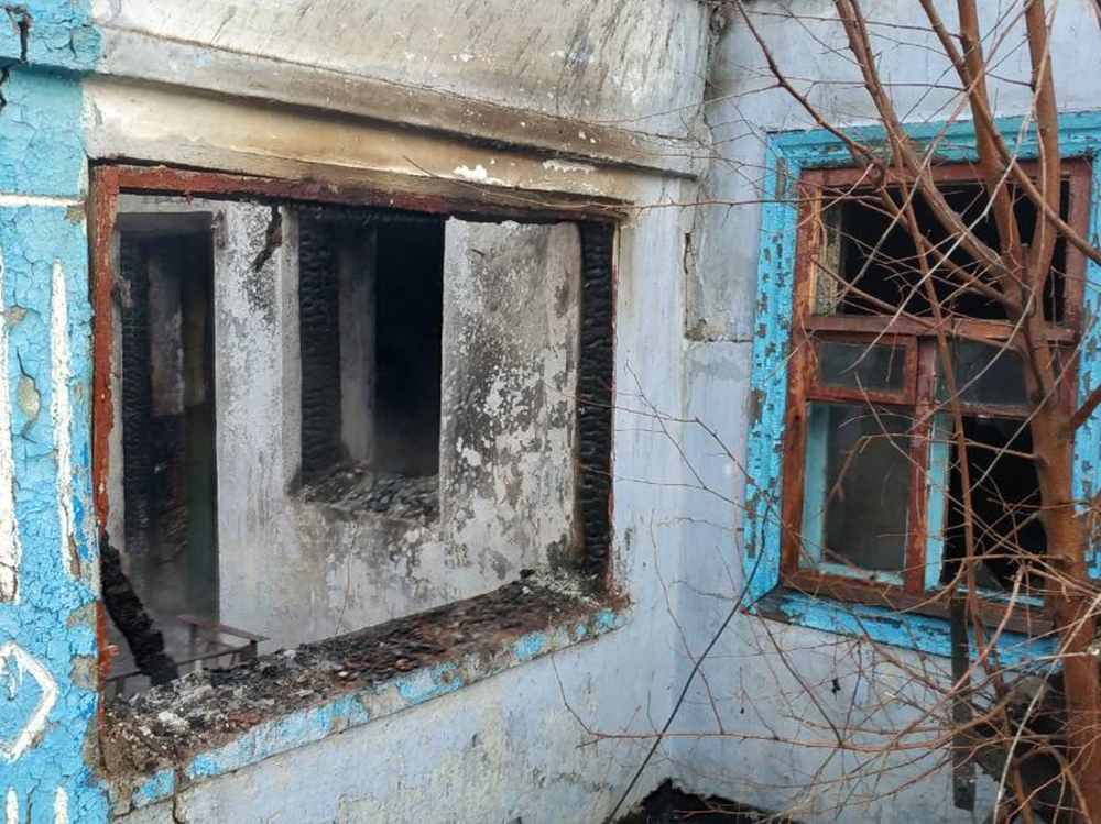 Практически в одно и то же время в одном из сел Николаевщины спасателям пришлось тушить два пожара 5