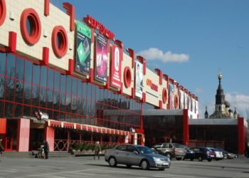 Ночью у «Сити-Центра» николаевские таксисты устроили массовую драку