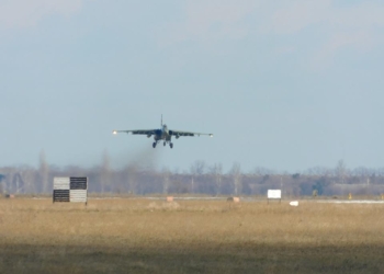 У николаевских летчиков прошла первая в этом году летная смена