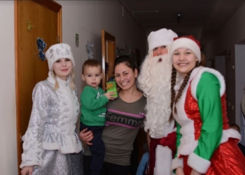 Клиенты ПриватБанка устроили праздник пациентам Николаевской областной детской больницы