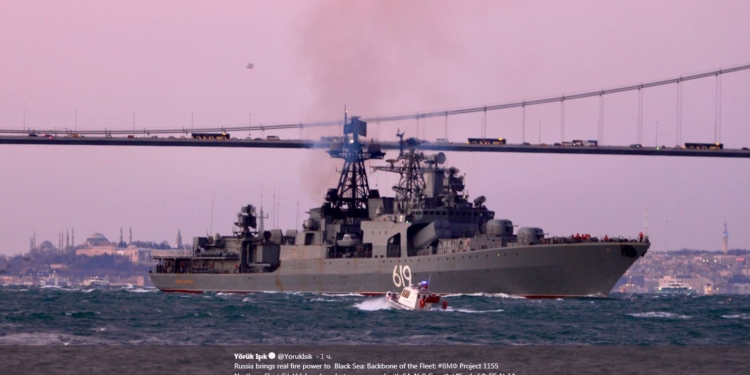 В Черное море впервые вошел боевой корабль Северного флота России