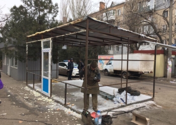 «Дойдем до каждого»: в мэрии Николаева объяснили, почему медленно демонтируют незаконные конструкции