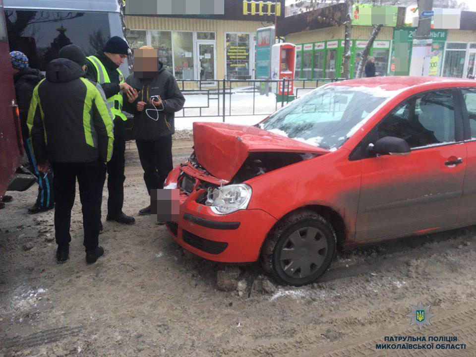 В Николаеве за день произошло 7 ДТП, есть пострадавшие - патрульные 15