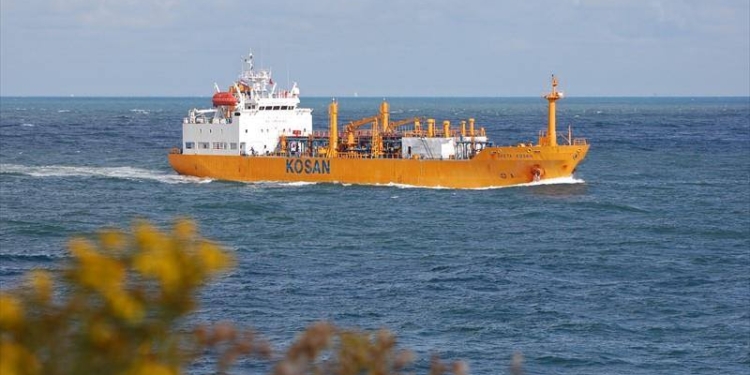 “Негде клейма ставить”: всплыли скандальные данные о сгоревших в Черном море кораблях