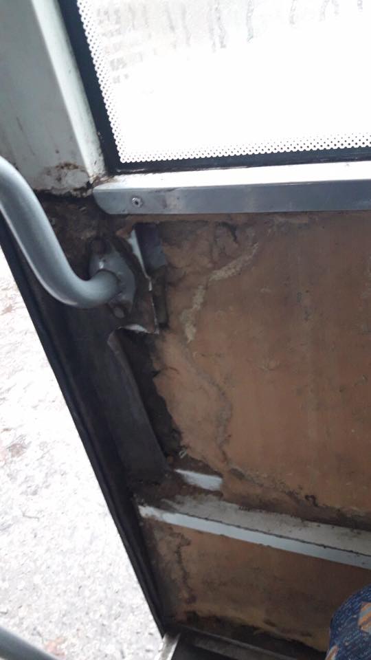 «Лысая резина» и жуткое состояние транспортных средств: Укртрансбезопасность проверила маршрутки в Николаеве 11