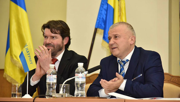 Еще один. Партия “Патриот” выдвинула своего кандидата в президенты