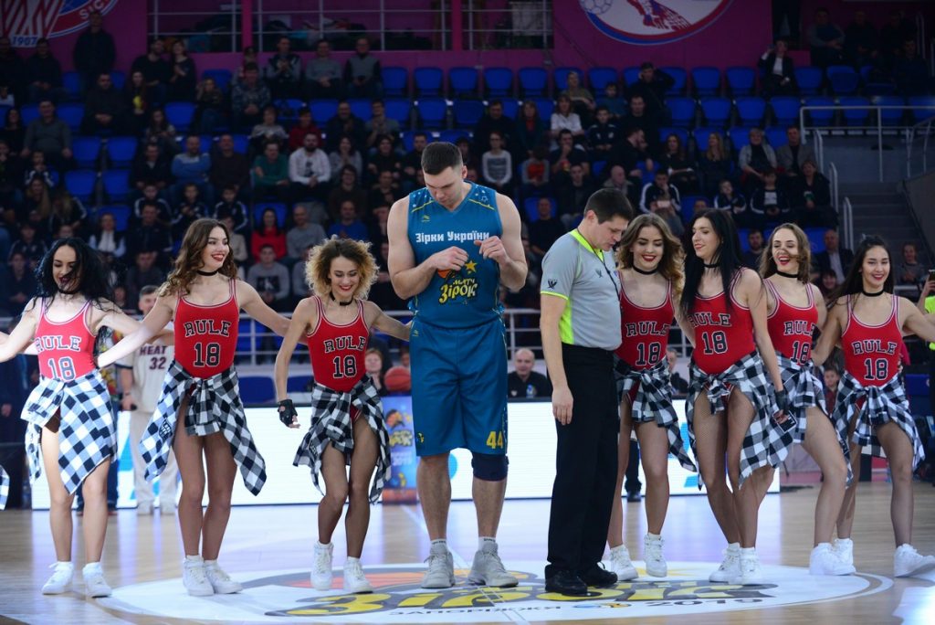 В Запорожье состоялся Матч звезд Суперлиги, участие в котором приняли николаевские баскетболисты 3