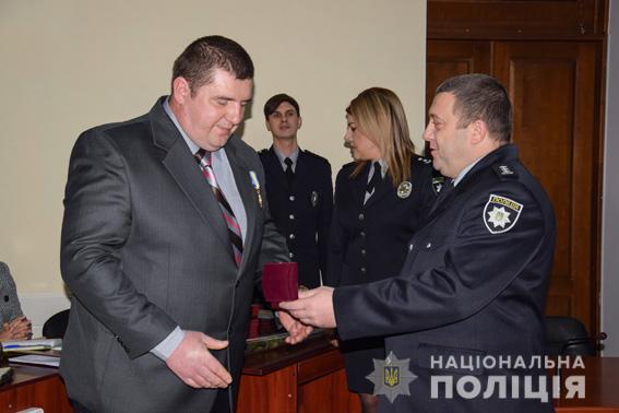Глава полиции Николаевщины поощрил лучших правоохранителей и волонтеров области 1