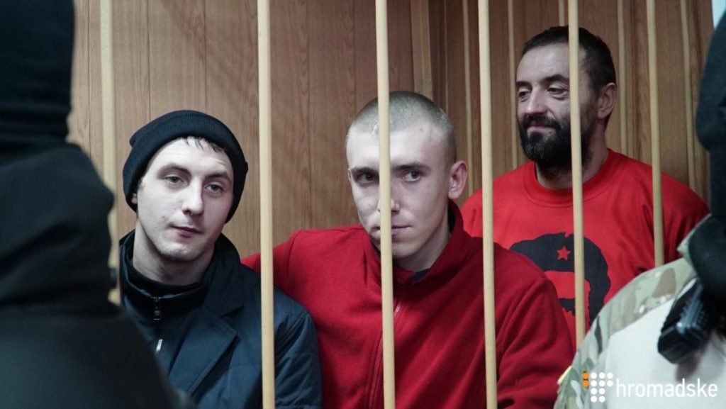 В России предъявили окончательное обвинение 9 захваченным украинским морякам 1