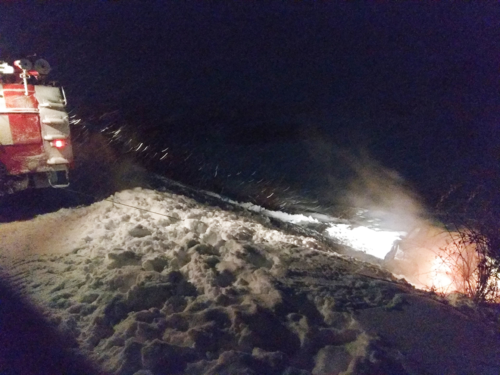 Спасатели Николаевщины оказали помощь 11 гражданам и вытащили из снега три автомобиля. Ситуация под контролем 9