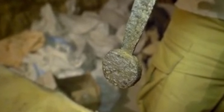 Во львовском подземелье нашли меч крестоносца, но разгорелся скандал. Почему?