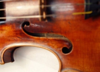 Чтобы записать звук скрипок Страдивари, муниципалитет Кремоны ограничил движение и попросил жителей «помолчать» в течение месяца