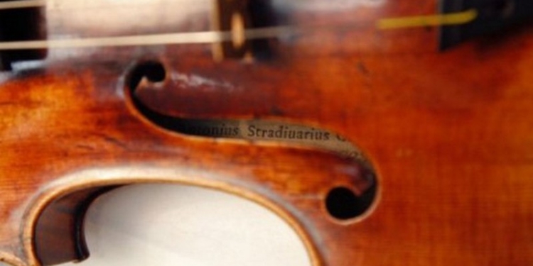 Чтобы записать звук скрипок Страдивари, муниципалитет Кремоны ограничил движение и попросил жителей «помолчать» в течение месяца
