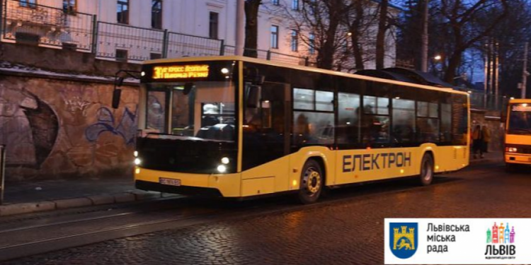 Во Львове повысили тариф на проезд в маршрутках